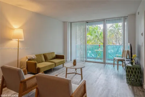 4001 S Ocean Dr # 2C, Hollywood FL 33019