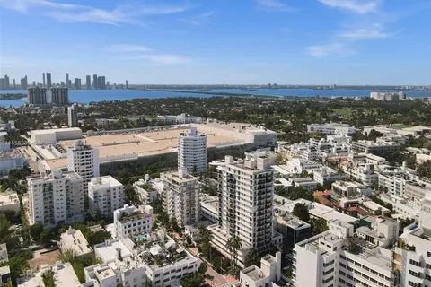 1800 Collins Ave # 7B, Miami Beach FL 33139