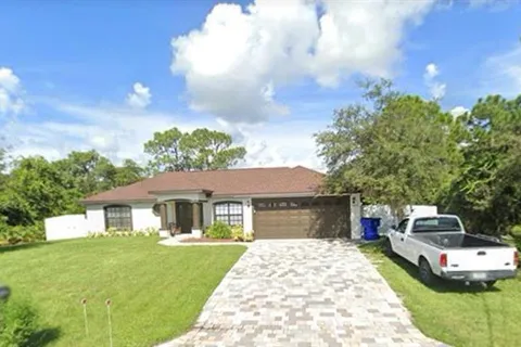 635 Lemans Drive, Sebring FL 33872