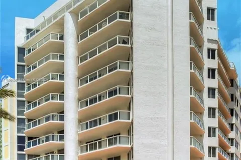 17275 Collins Ave # 603, Sunny Isles Beach FL 33160