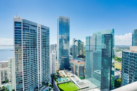 1200 Brickell Bay Dr # 4303, Miami FL 33131