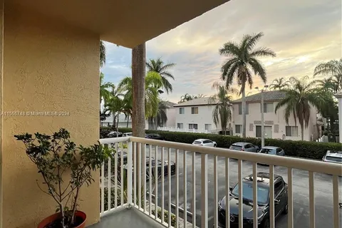 1450 SE 3rd Ave # 209, Dania Beach FL 33004