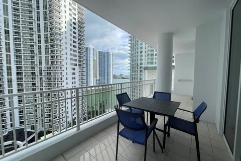 801 Brickell Key Blvd # 1610, Miami FL 33131