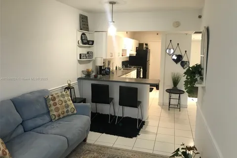 100 Lincoln Rd # 1126, Miami Beach FL 33139