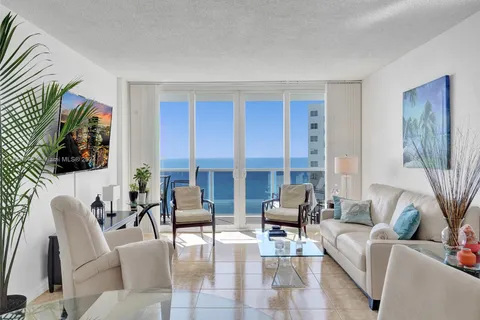 3725 S Ocean Dr # 1212, Hollywood FL 33019