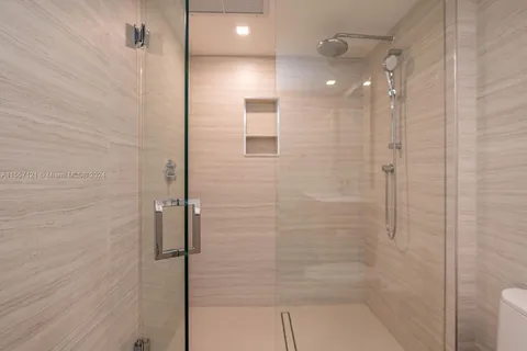 9801 Collins Ave, Bal Harbour FL 33154