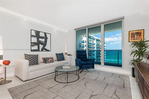 2301 Collins Ave # 1440, Miami Beach FL 33139