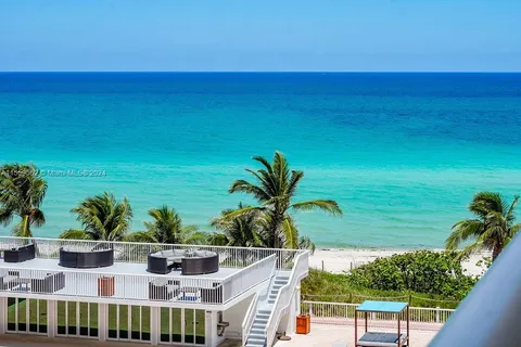 5401 Collins Ave # 209, Miami Beach FL 33140