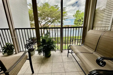 750 SW 138th Ave # 205F, Pembroke Pines FL 33027