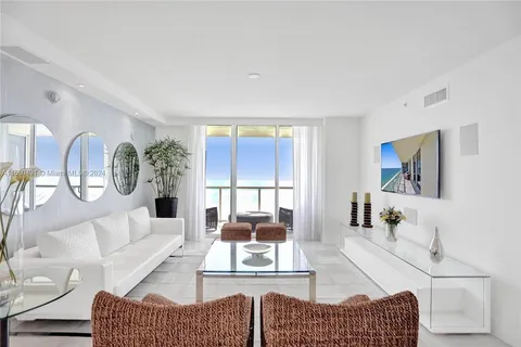 16699 Collins Ave # 2703, Sunny Isles Beach FL 33160