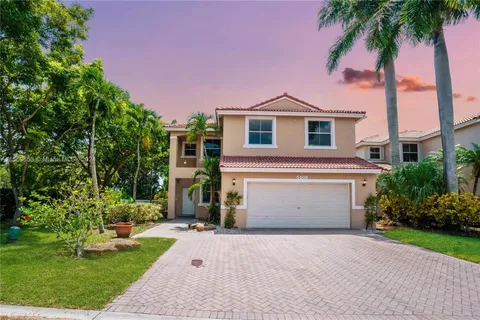 5606 NW 122nd Ter, Coral Springs FL 33076