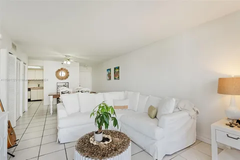 1775 Washington Ave # 5D, Miami Beach FL 33139