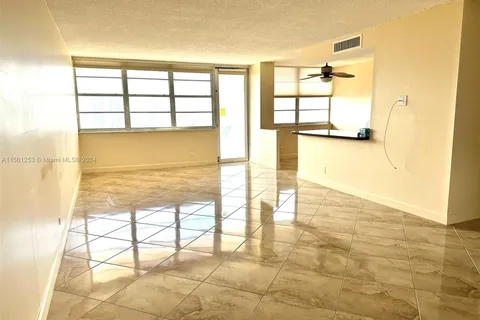 250 174th St # 1503, Sunny Isles Beach FL 33160