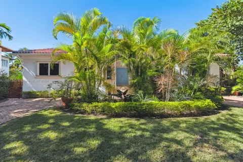 340 Woodcrest Rd, Key Biscayne FL 33149