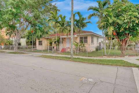 1121 SW 36th Ave, Miami FL 33135