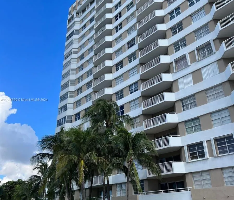 1965 S Ocean Dr # 16P, Hallandale Beach FL 33009