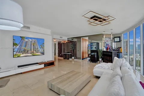 17555 Collins Ave # 1608, Sunny Isles Beach FL 33160