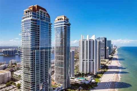 17901 Collins Ave, Sunny Isles Beach FL 33160