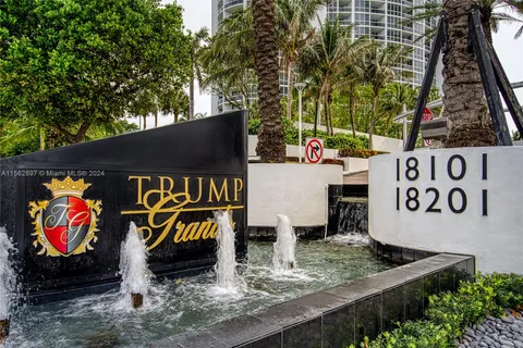 18201 Collins Ave # 1701, Sunny Isles Beach FL 33160