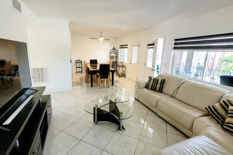 1100 Atlantic Shores Blvd # 405, Hallandale Beach FL 33009