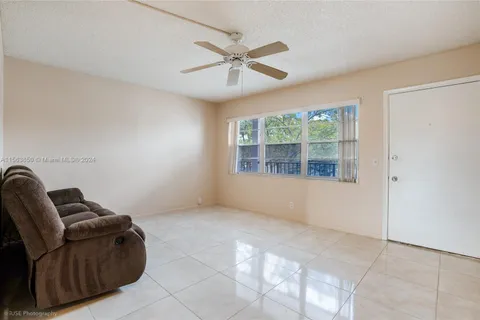 101 SW 132nd Way # 310J, Pembroke Pines FL 33027