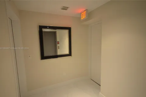 16385 Biscayne Blvd # 2603, North Miami Beach FL 33160