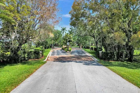 Vacant E Ridgeview Dr, Davie FL 33330