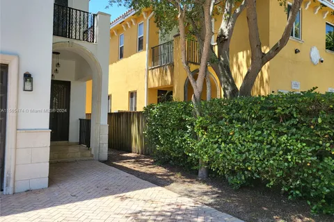 3056 Elizabeth St # 3056, Miami FL 33133