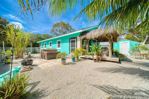 32 S Andros Rd, Key Largo FL 33037