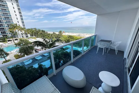 2301 Collins Ave # 611, Miami Beach FL 33139