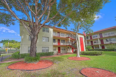 151 SW 135th Ter # 302T, Pembroke Pines FL 33027