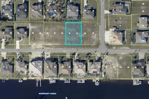 3723 SW 2ND ST, Cape Coral FL 33991