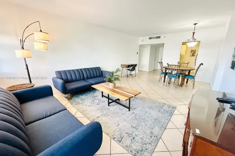 100 Lincoln Rd # 441, Miami Beach FL 33139