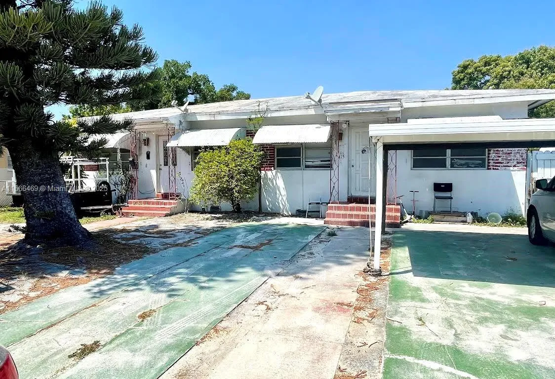 475 E 12th St, Hialeah FL 33010