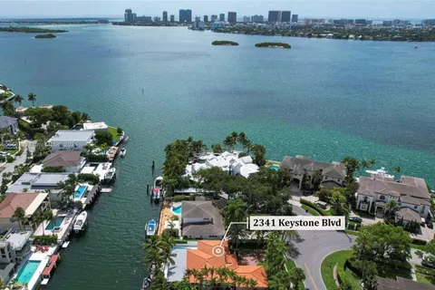 2341 KEYSTONE, North Miami FL 33181