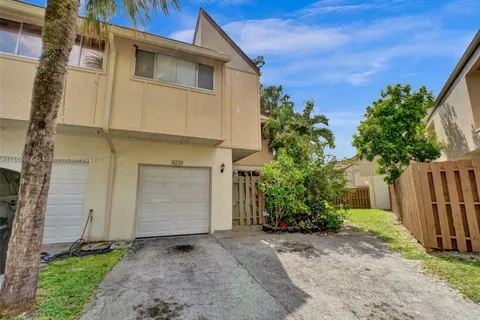 8226 NW 8th Pl # 6, Plantation FL 33324