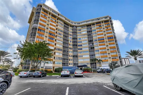 100 Golden Isles Dr # 114, Hallandale Beach FL 33009