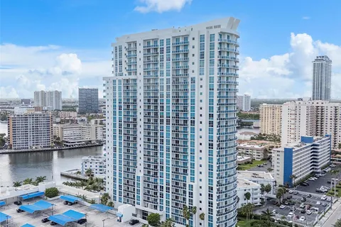 1945 S Ocean Drive # 1903, Hallandale Beach FL 33009