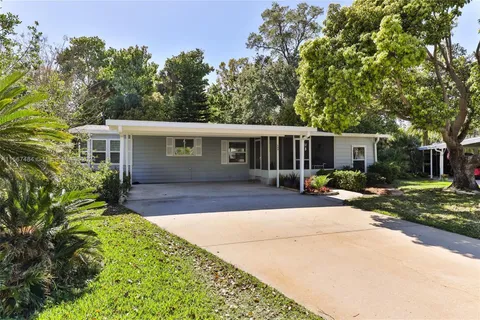 508 Halyard Circle, Other City - In The State Of Florida FL 32141