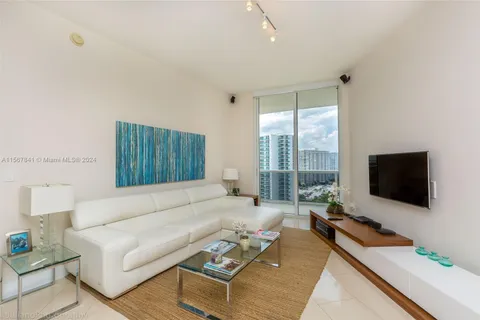 15811 Collins Ave # 1105, Sunny Isles Beach FL 33160