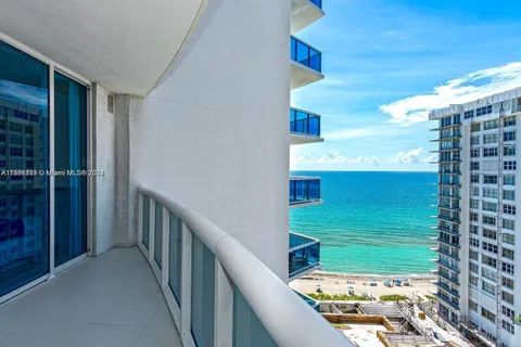 2711 S Ocean # 1206, Hollywood FL 33019