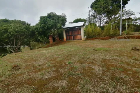 CAMINO A LA PLANTA SANTA BARBARA ANTIOQUIA, CO UIA