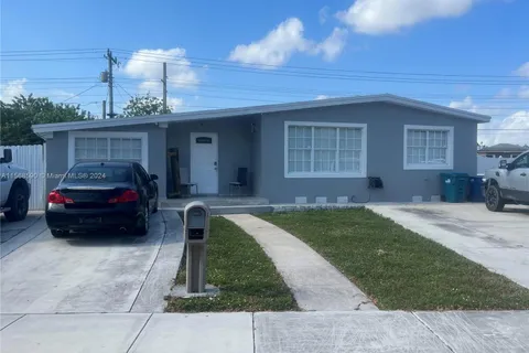 3461 NW 178th St, Miami Gardens FL 33056