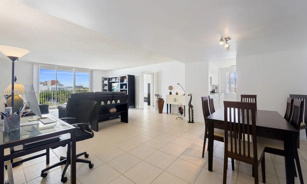 2851 NE 183rd St # 502E, Aventura FL 33160