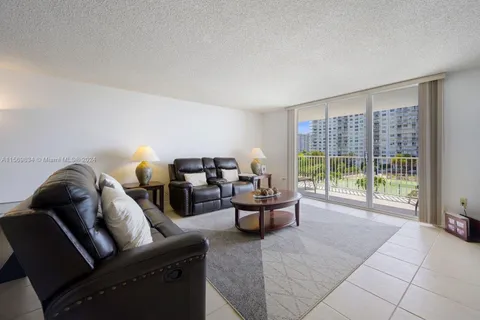 2851 NE 183rd St # 502E, Aventura FL 33160