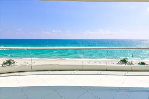 16051 Collins Ave # 704, Sunny Isles Beach FL 33160