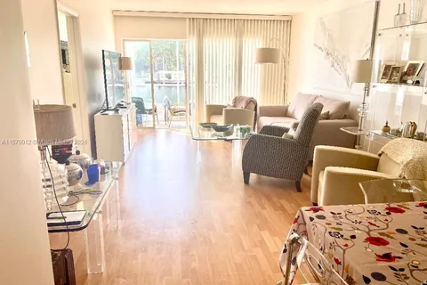 465 Paradise Isle Blvd # 101, Hallandale Beach FL 33009
