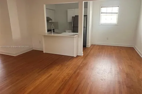1561 WEST AVE # 3, Miami Beach FL 33139