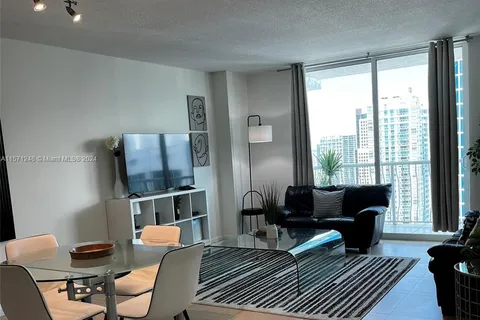 1200 Brickell Bay Dr # 4322, Miami FL 33131