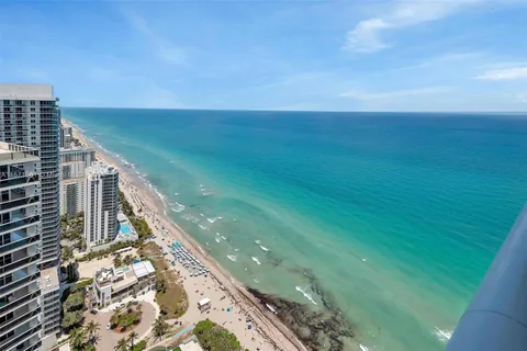 1830 S Ocean Dr # 4709, Hallandale Beach FL 33009